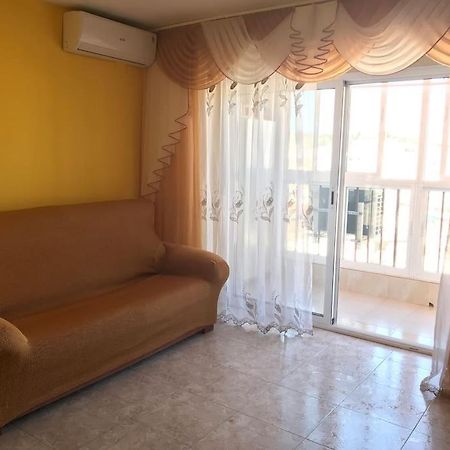 Apartamento Aitana.Esta A 2 Km De La Playa Andando Apartman Alicante Kültér fotó