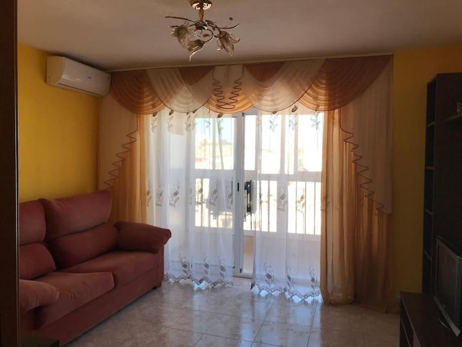 Apartamento Aitana.Esta A 2 Km De La Playa Andando Apartman Alicante Kültér fotó