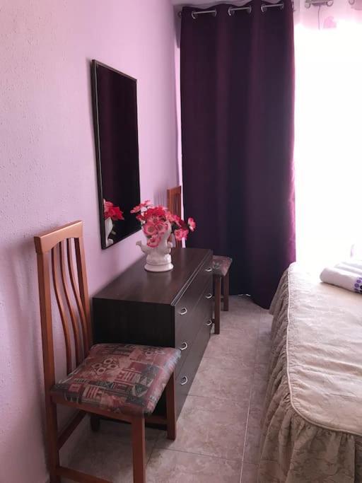 Apartamento Aitana.Esta A 2 Km De La Playa Andando Apartman Alicante Kültér fotó
